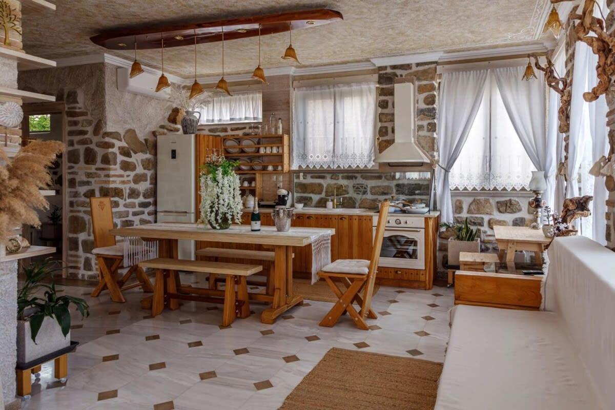 Lithos Messolongi Paradise - A Luxurious Retreat Mesolóngion Екстериор снимка