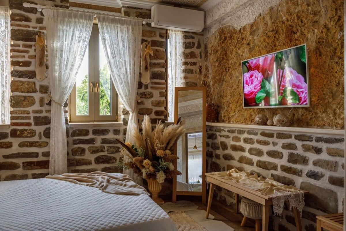 Lithos Messolongi Paradise - A Luxurious Retreat Mesolóngion Екстериор снимка
